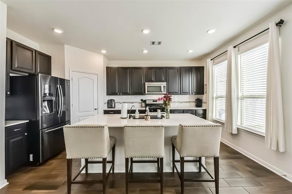 1302 Glendora Drive, Rosharon, Texas image 15