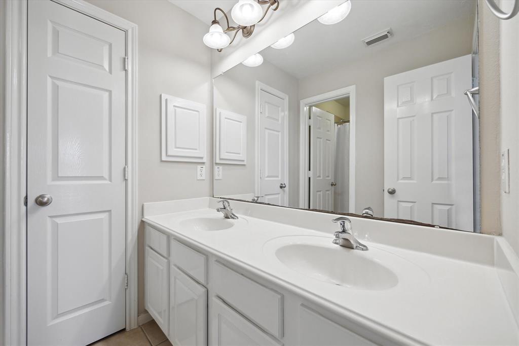 9110 Kinnel Lane, Tomball, Texas image 24