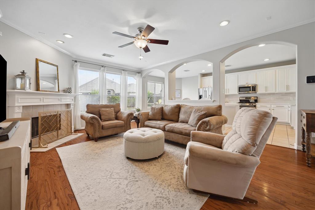 9110 Kinnel Lane, Tomball, Texas image 7