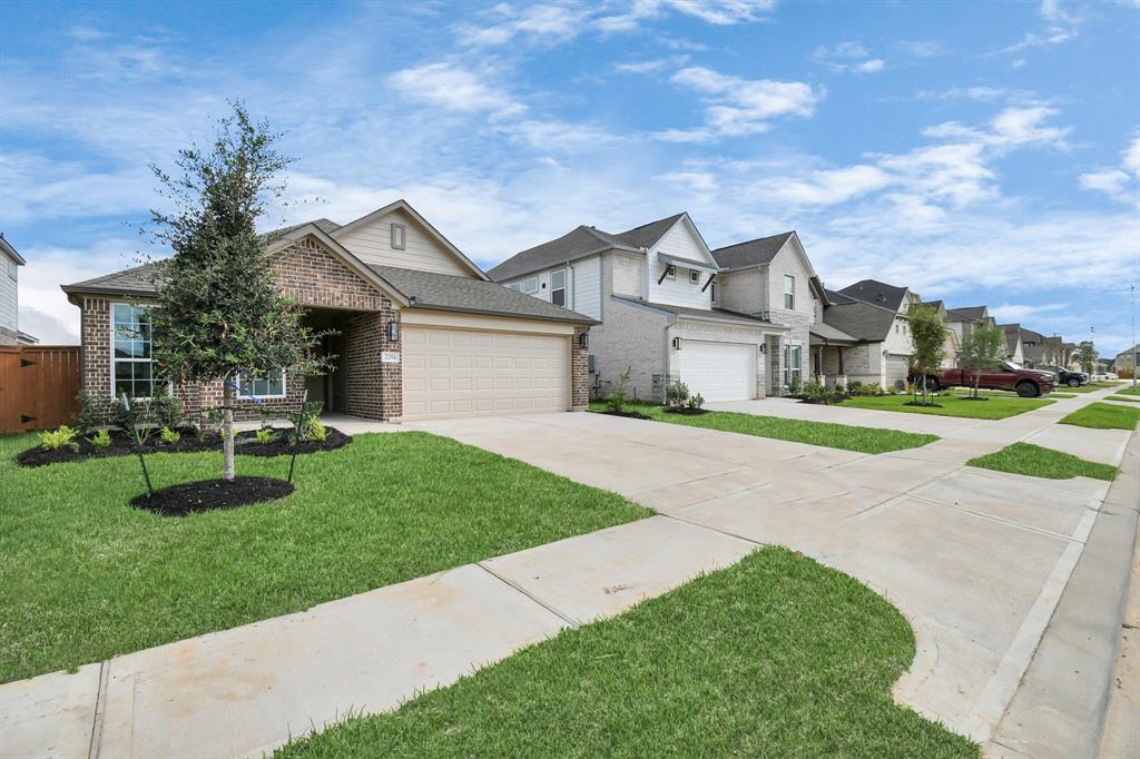 22014 Villa Terrace Drive Dr, Hockley, Texas image 2