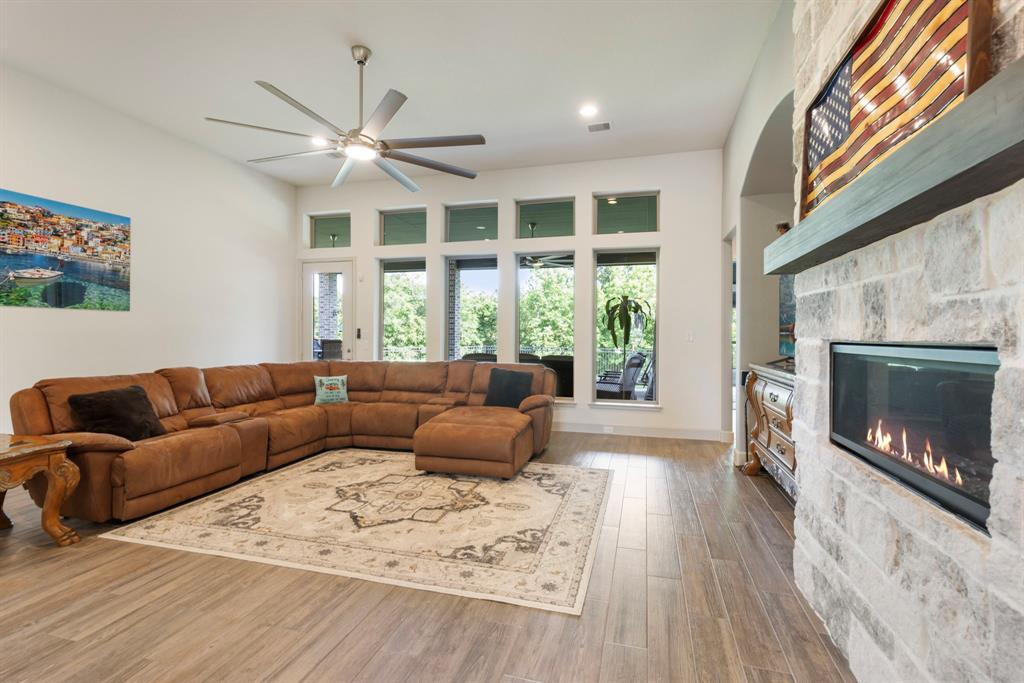 8642 Burdekin Road, Magnolia, Texas image 11