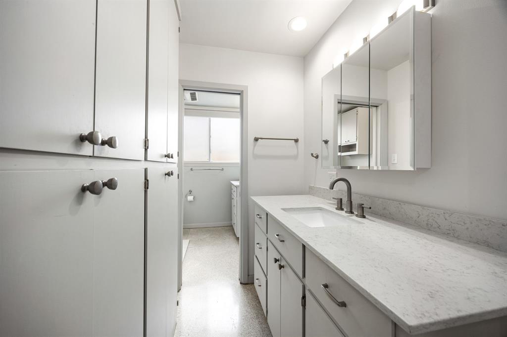 3622 N Braeswood Boulevard, Houston, Texas image 30