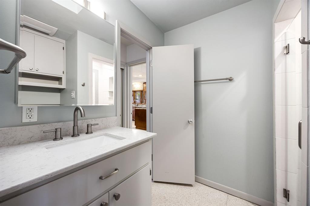 3622 N Braeswood Boulevard, Houston, Texas image 29