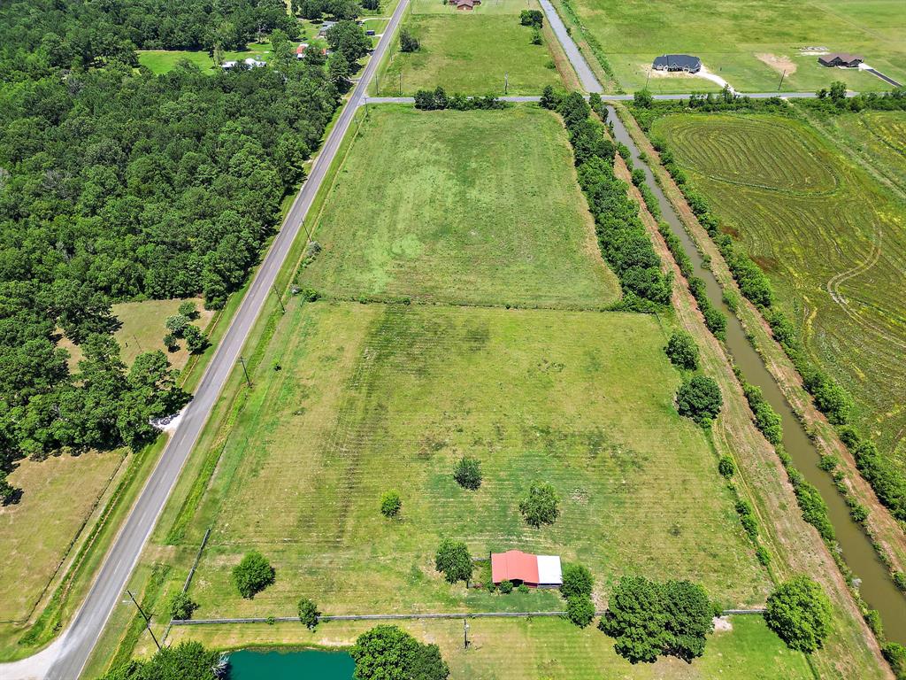 S Main Street, Anahuac, Texas image 10