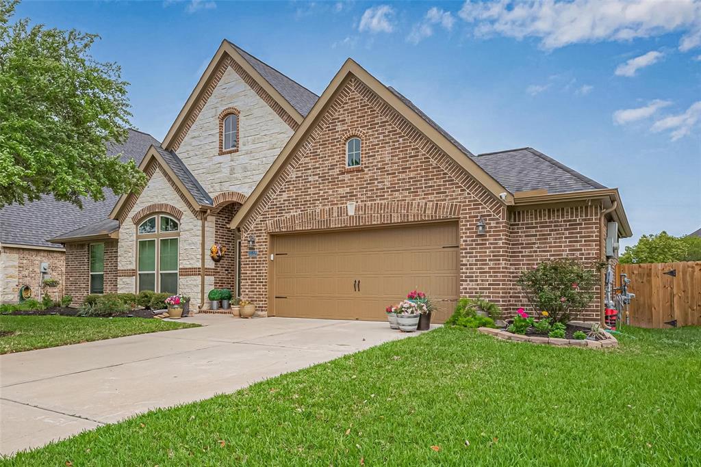 2722 Park Oak Court, Fresno, Texas image 1