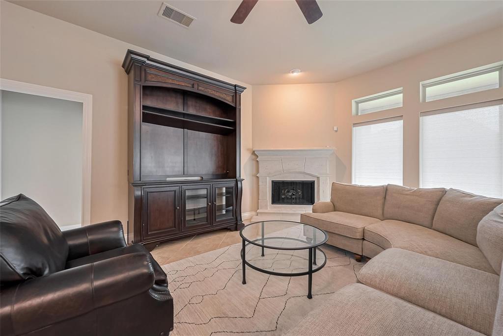 2722 Park Oak Court, Fresno, Texas image 9