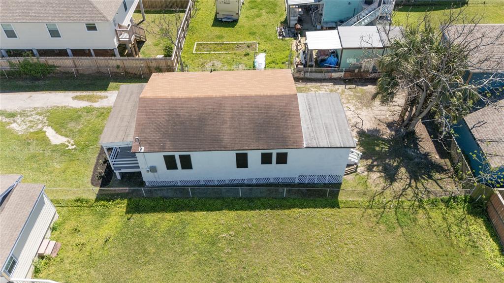 2207 Hollywood Avenue, Galveston, Texas image 12