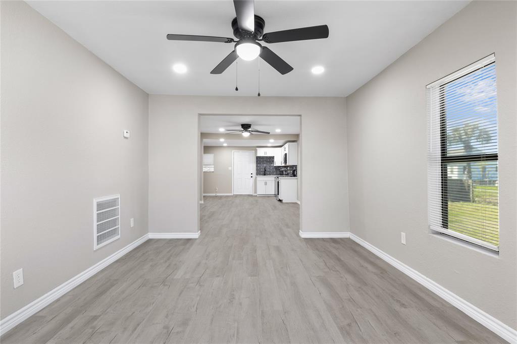 2207 Hollywood Avenue, Galveston, Texas image 21