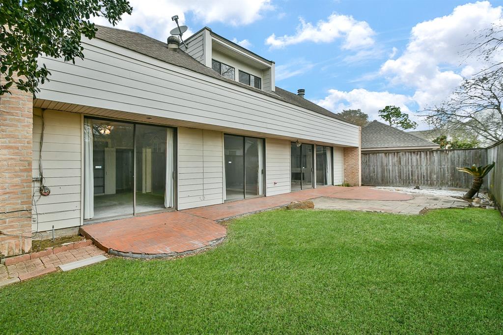 11747 Riverview Dr Dr, Houston, Texas image 3