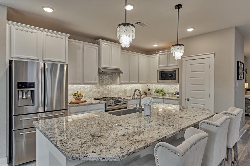 127 Kingsley Grove Street, Montgomery, Texas image 5