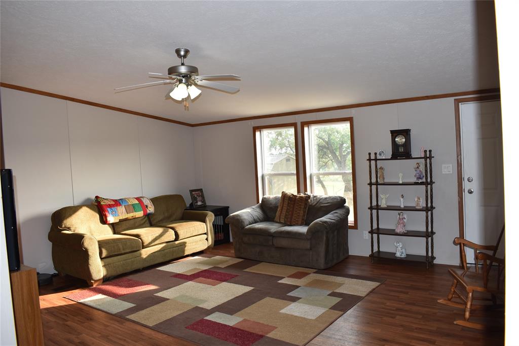 443 County Road 280, Shiner, Texas image 6
