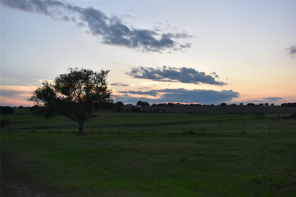 443 County Road 280, Shiner, Texas image 6