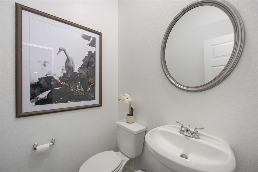 16833 Needlepoint Drive, Conroe, Texas image 9