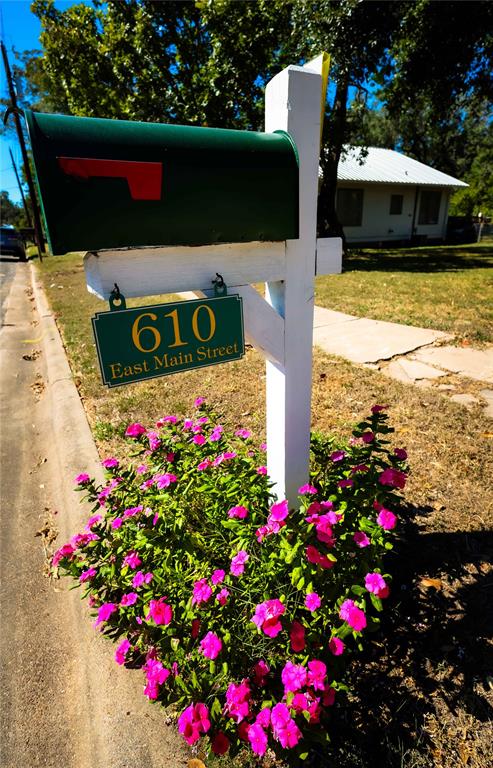 610 E Main Street, Cuero, Texas image 50