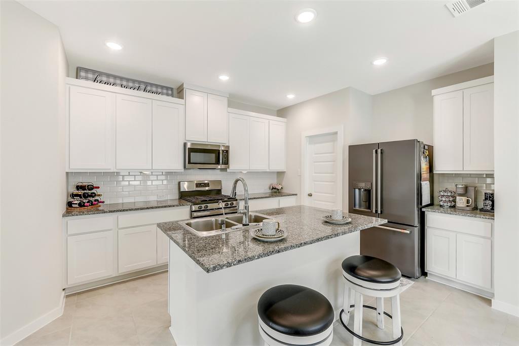 2802 Bluebonnet Ridge Drive