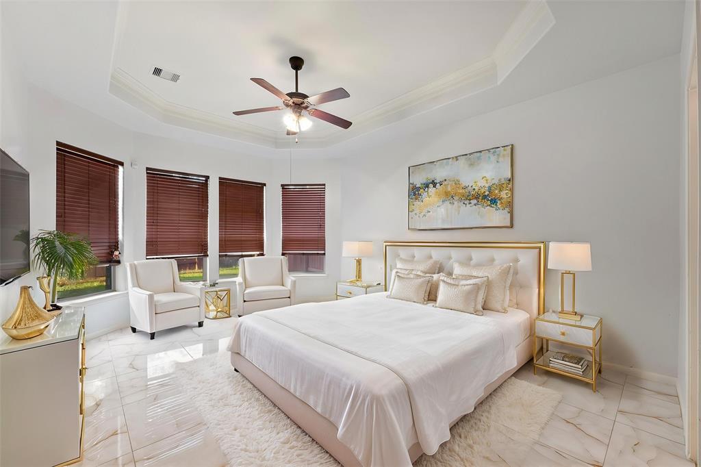 21347 Bishops Mill Court, Kingwood, Texas image 4