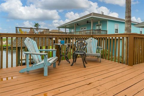 A home in Bayou Vista