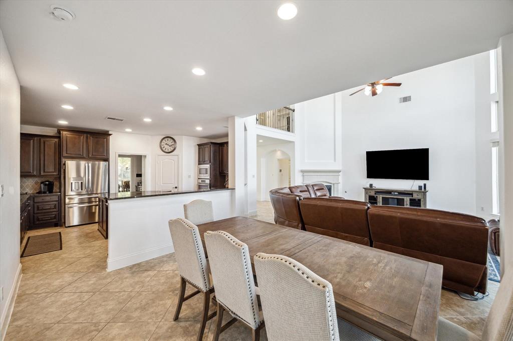 3381 Ashton Springs Lane, Pearland, Texas image 8