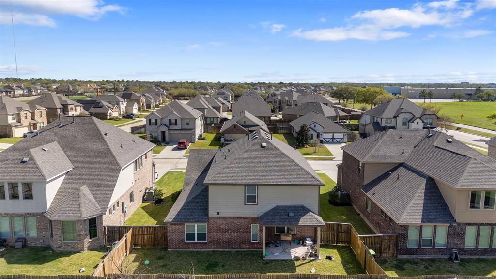 19906 Liberty Trail Lane, Missouri City, Texas image 30