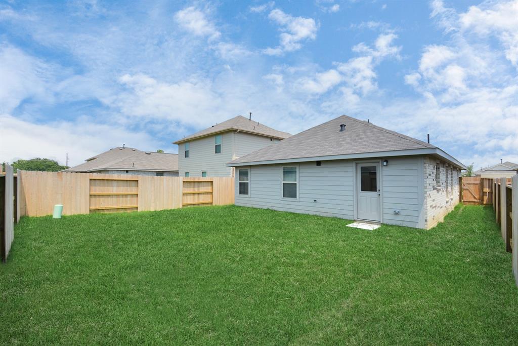 4126 Oakland View Street, Baytown, Texas image 28