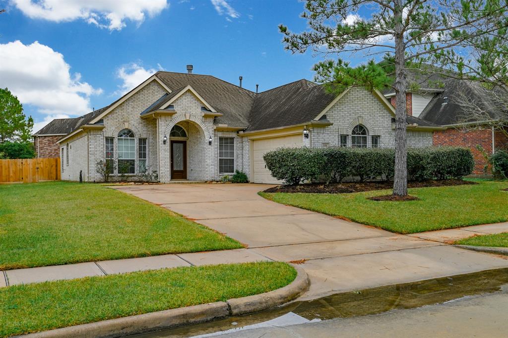 211 Elana Lane