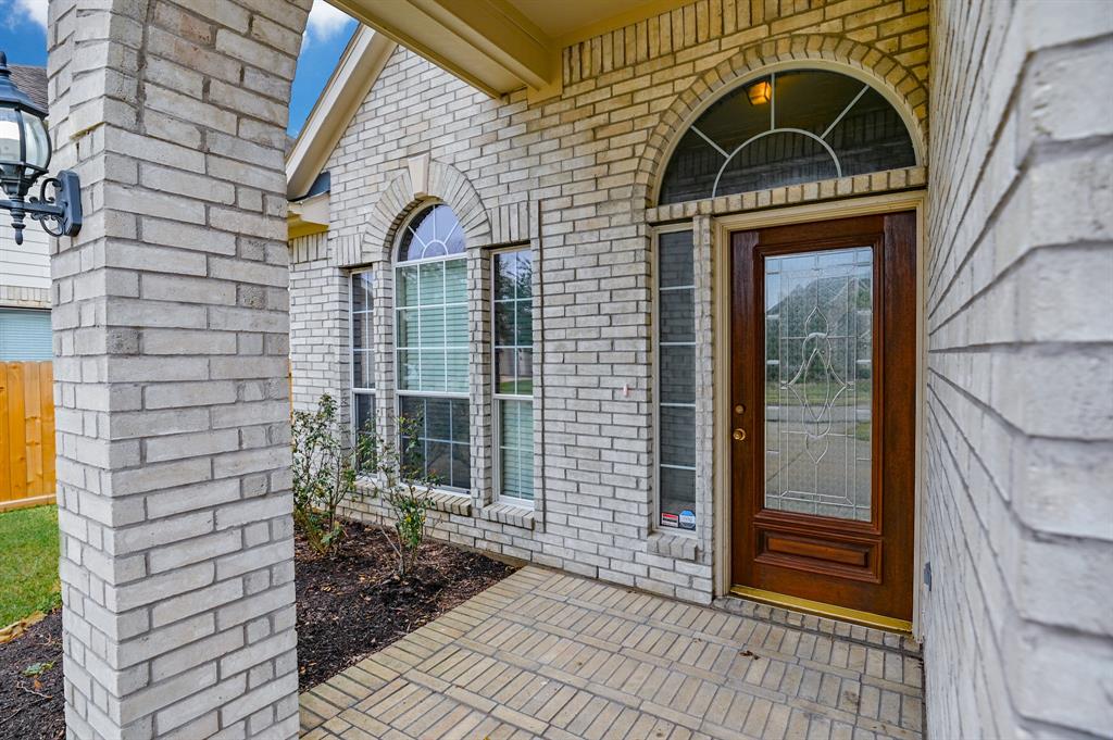 211 Elana Lane