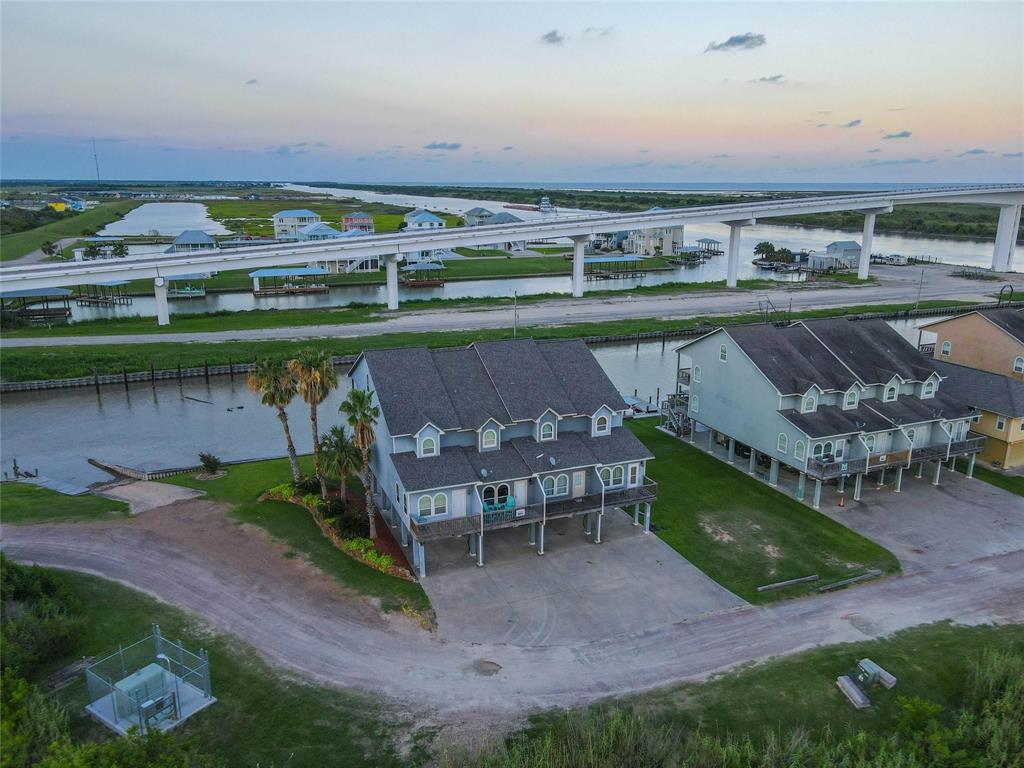 133 Boat Slip Road, Matagorda, Texas image 3