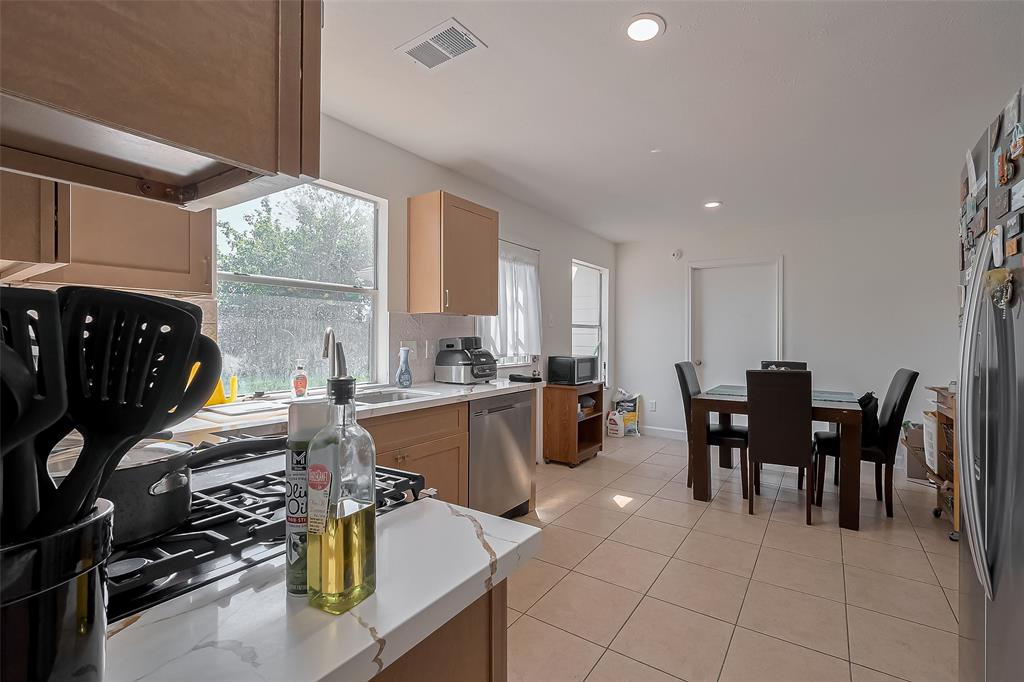15911 Mission Glen Drive, Houston, Texas image 18