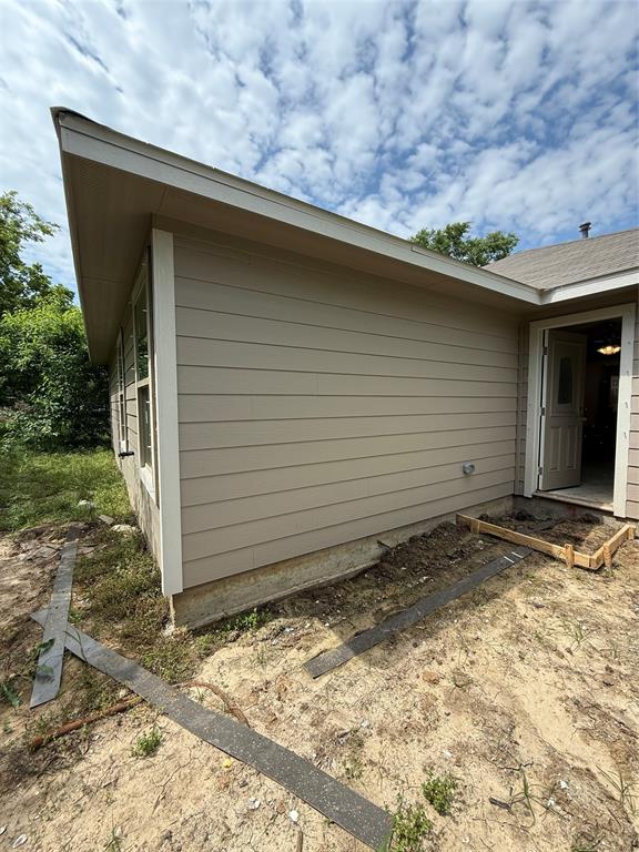 1204 Daniel Street