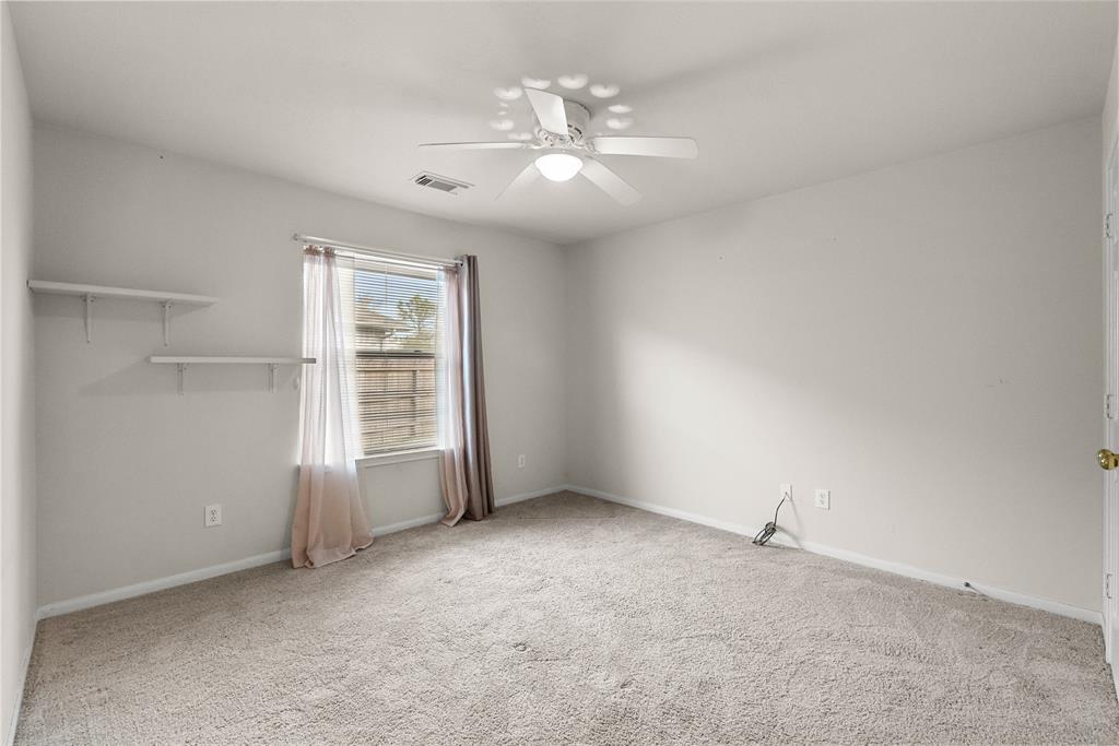 415 Brightfield Lane, Dickinson, Texas image 14