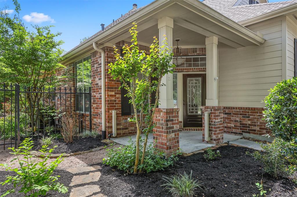34 E Royal Mews, Conroe, Texas image 6