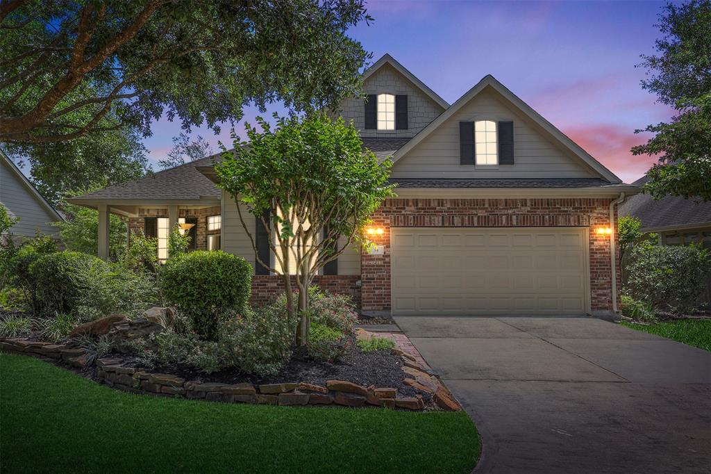 34 E Royal Mews, Conroe, Texas image 1