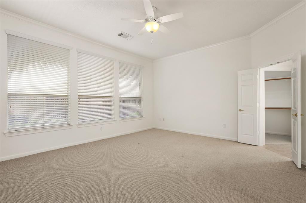 34 E Royal Mews, Conroe, Texas image 20
