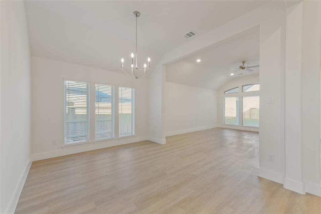1525 Apache Heights Drive, Dayton, Texas image 7