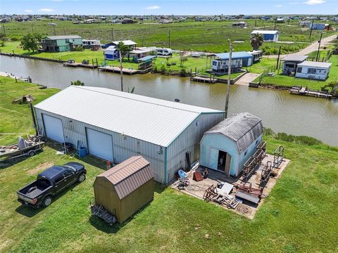 Photo of 429 Hall Avenue, Sargent, TX 77414 (MLS # 944282) Photo of 429 Hall Avenue, Sargent, TX 77414 (MLS # 944282)