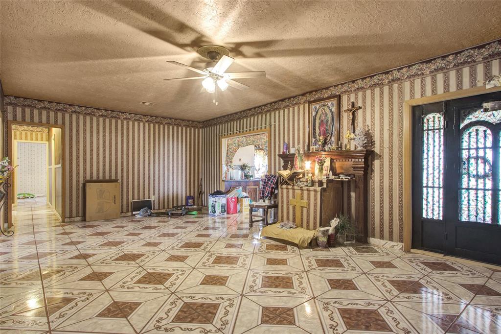 1153 County Road 678, Dayton, Texas image 3