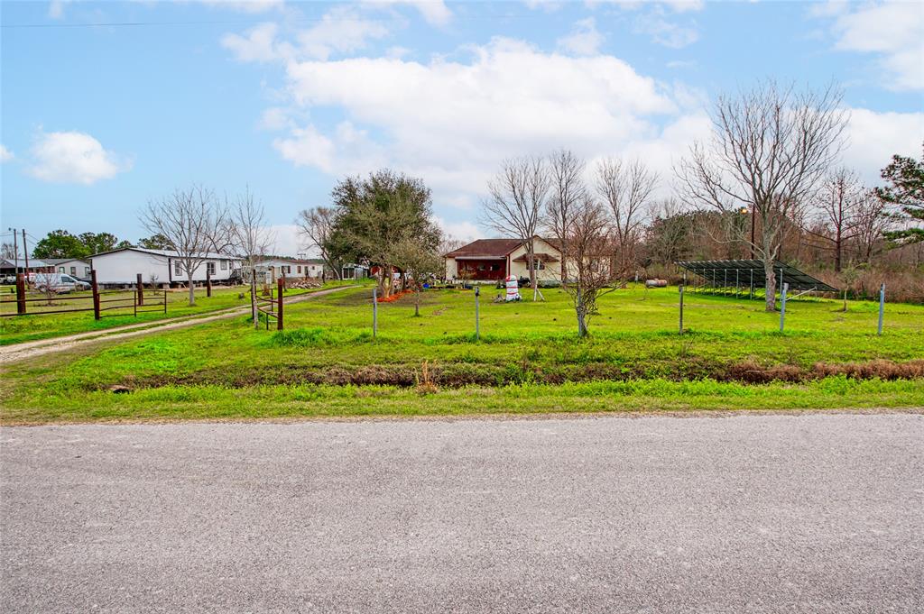 1153 County Road 678, Dayton, Texas image 1