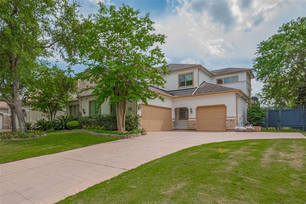 11819 Legend Manor Drive