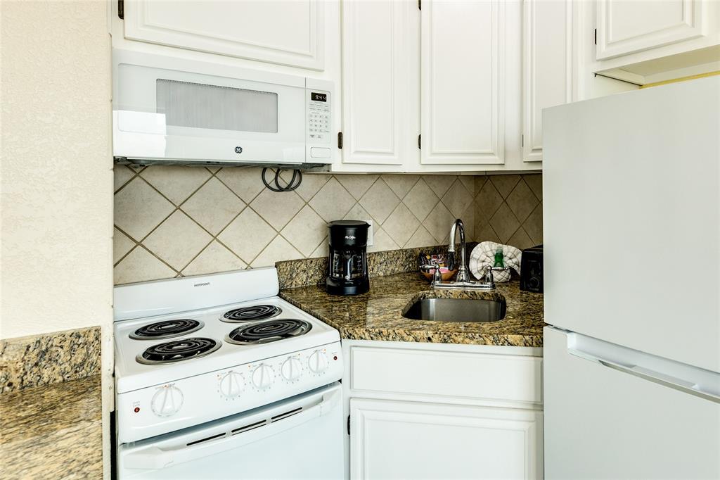 6102 Seawall Boulevard #334, Galveston, Texas image 7