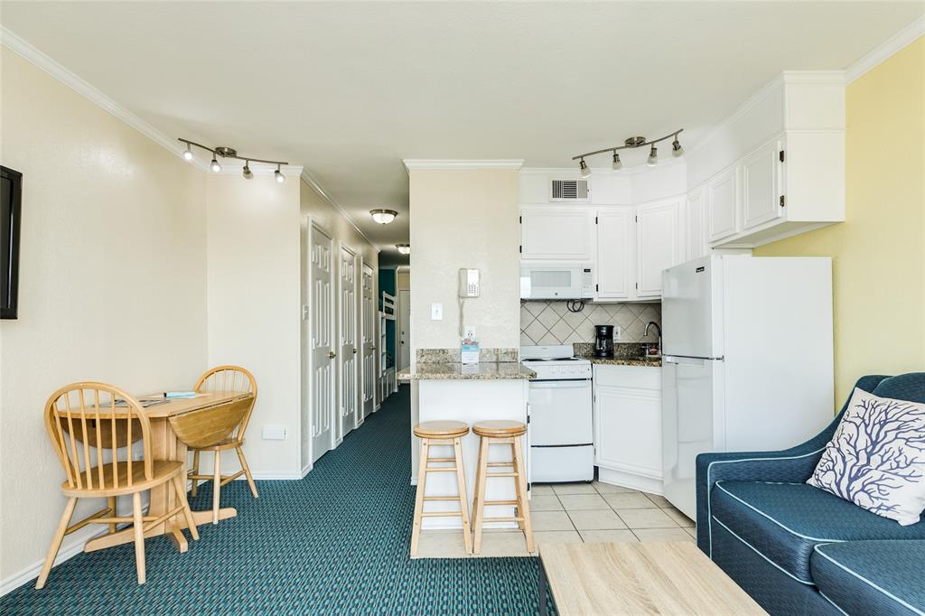 6102 Seawall Boulevard #334, Galveston, Texas image 6