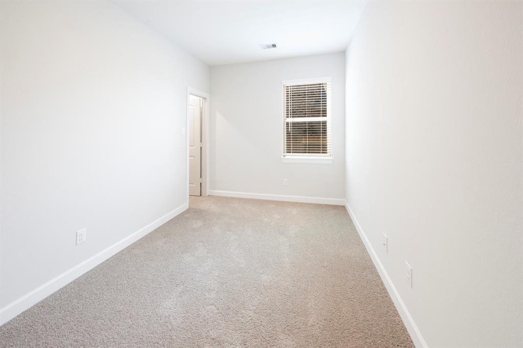 6011 Diamond Leaf Court, Conroe, Texas image 12