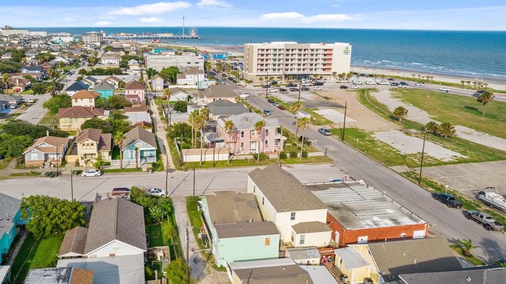 2413 34th Street, Galveston, Texas image 9