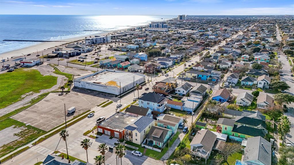 2413 34th Street, Galveston, Texas image 45