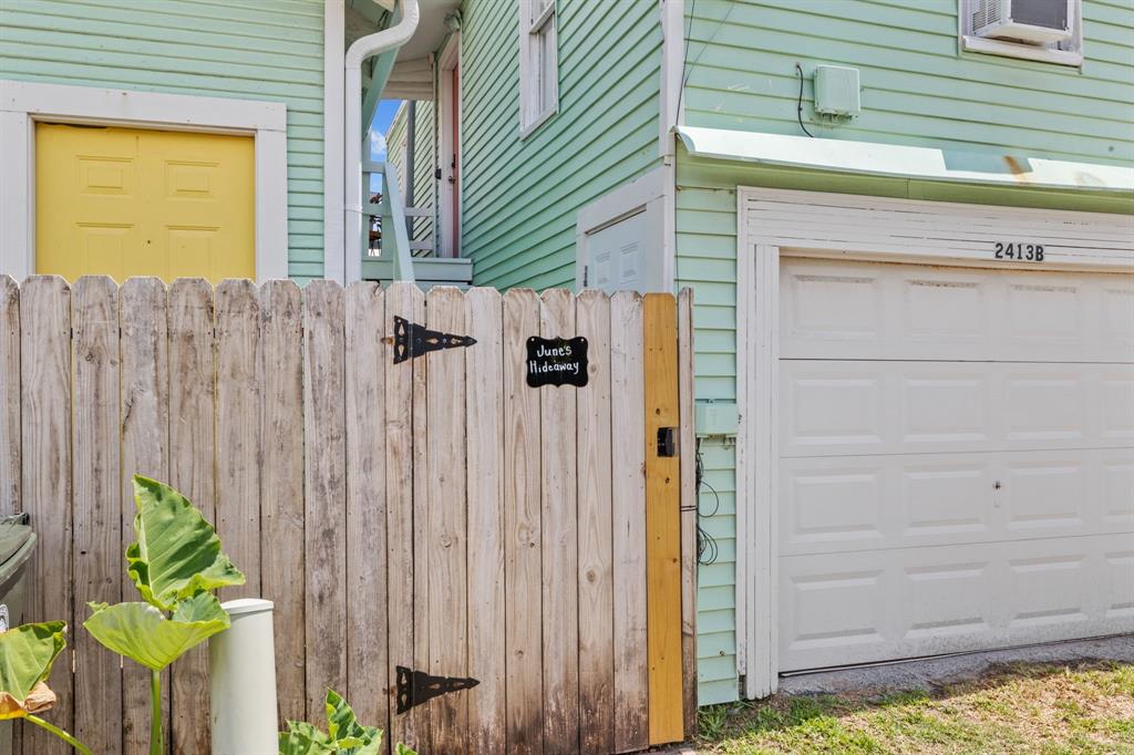 2413 34th Street, Galveston, Texas image 32
