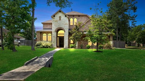 Single Family Residence in Conroe TX 651 Spring Forest Drive.jpg