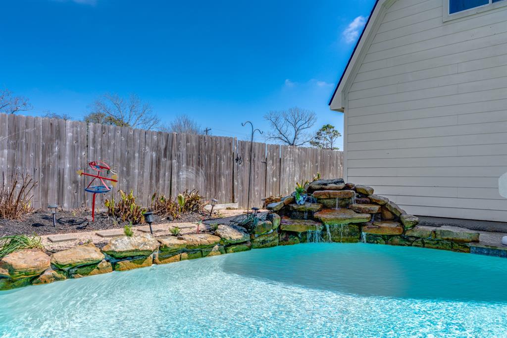 410 Scarlet Sage Drive, League City, Texas image 42