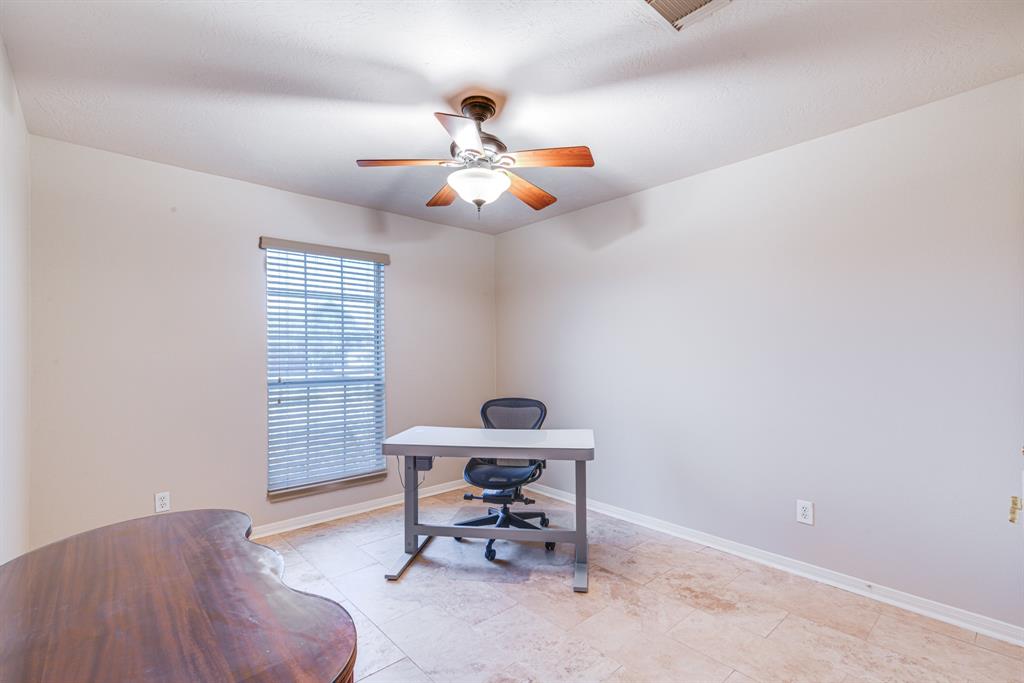 410 Scarlet Sage Drive, League City, Texas image 31