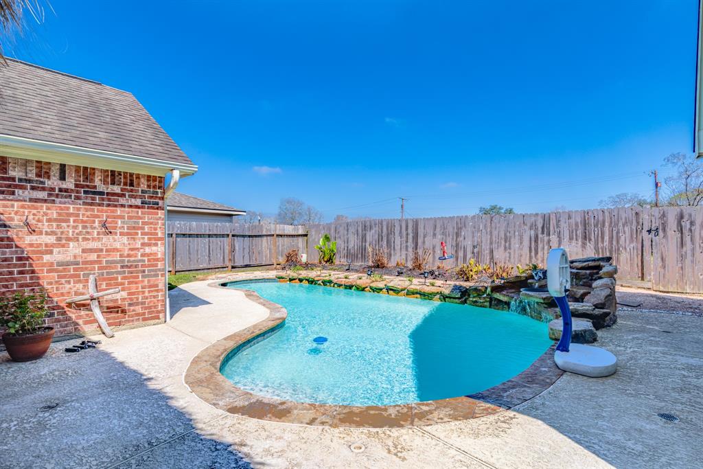 410 Scarlet Sage Drive, League City, Texas image 41