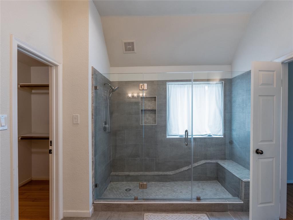 1403 N Medio River Circle, Sugar Land, Texas image 16