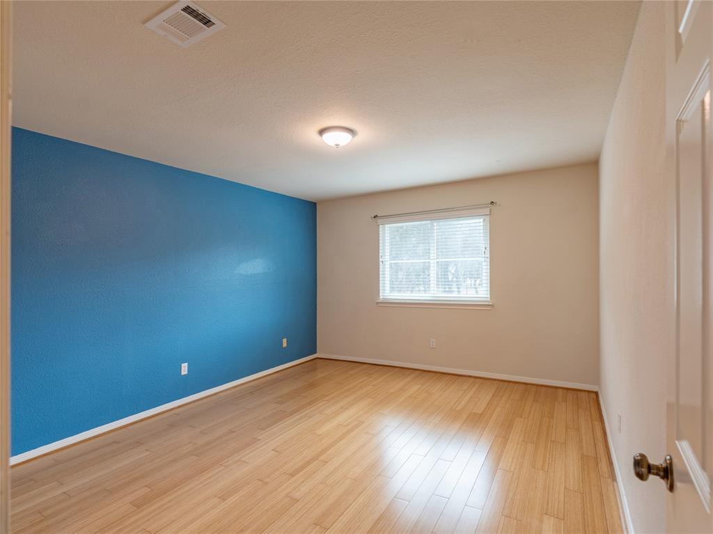 1403 N Medio River Circle, Sugar Land, Texas image 17